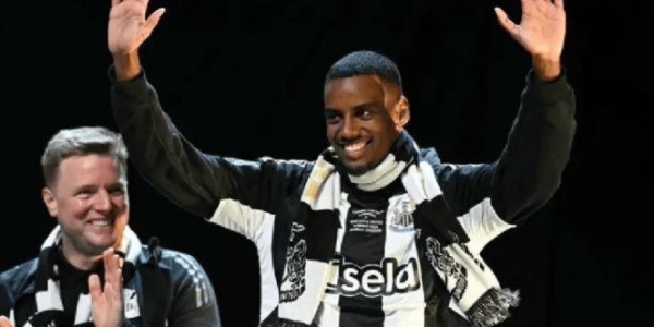 恭喜利物浦！1.5亿标王待官宣！正值巅峰，传射兼备，对标哈兰德