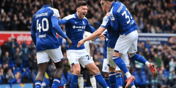 欧冠前瞻：费伦茨瓦罗斯VS卡拉巴赫—比分预测