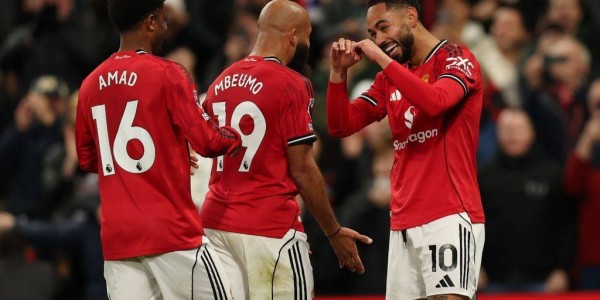 英媒：曼联高层满意阿莫林执教 目标是进入英超前六